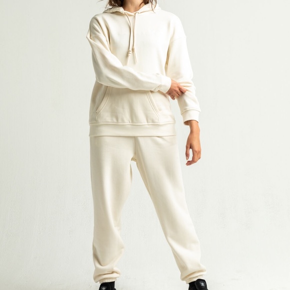 Brand New ADIDAS Adicolor Classics Trefoil Womens No-Dye Organic Hoodie - Picture 5 of 8